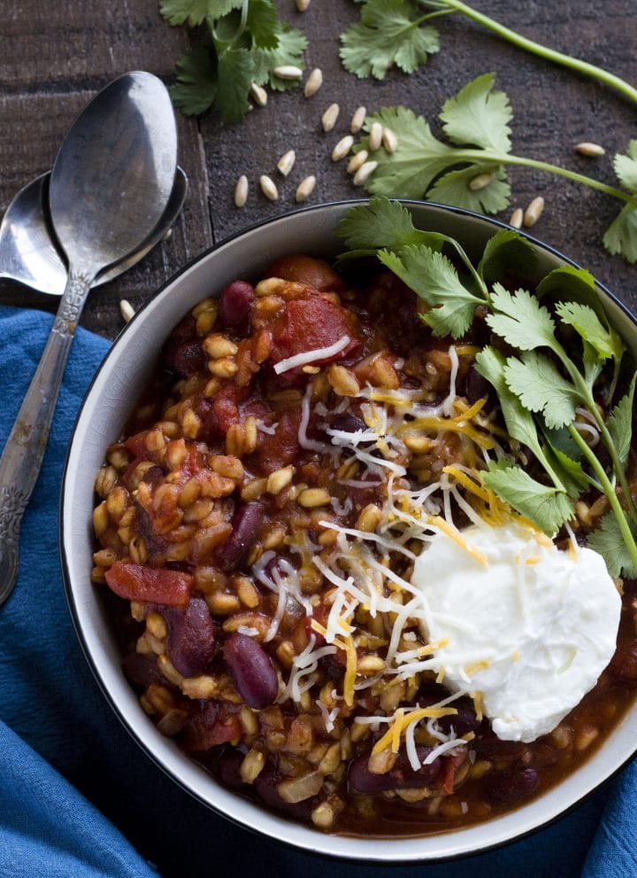 Easy Farro Chili | Made in your slow cooker--this recipe couldn't be simpler!