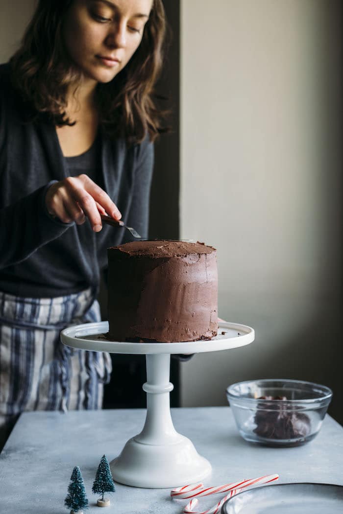 Vegan Chocolate Peppermint Cake | thealmondeater.com