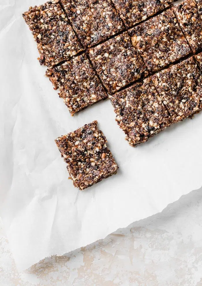 Healthy Fig Bars--just 5 ingredients and a food processor and you're good to go!