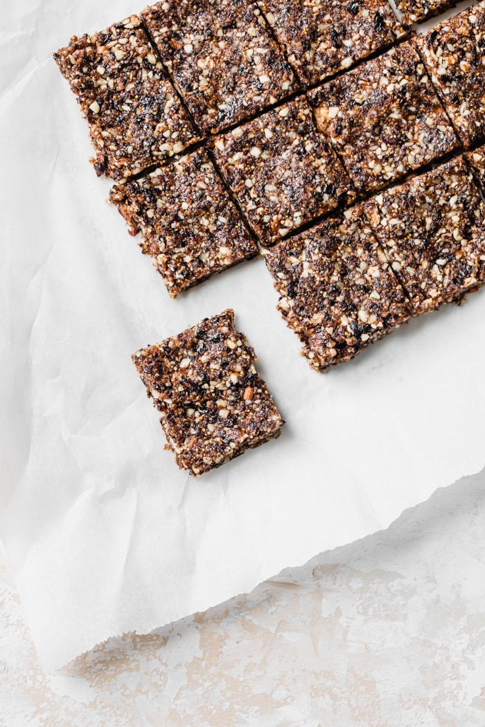 5 Ingredient Raw Fig Bars-The Eater