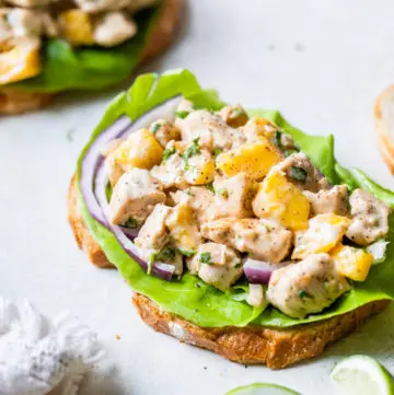 chicken and mango on a slice of bread