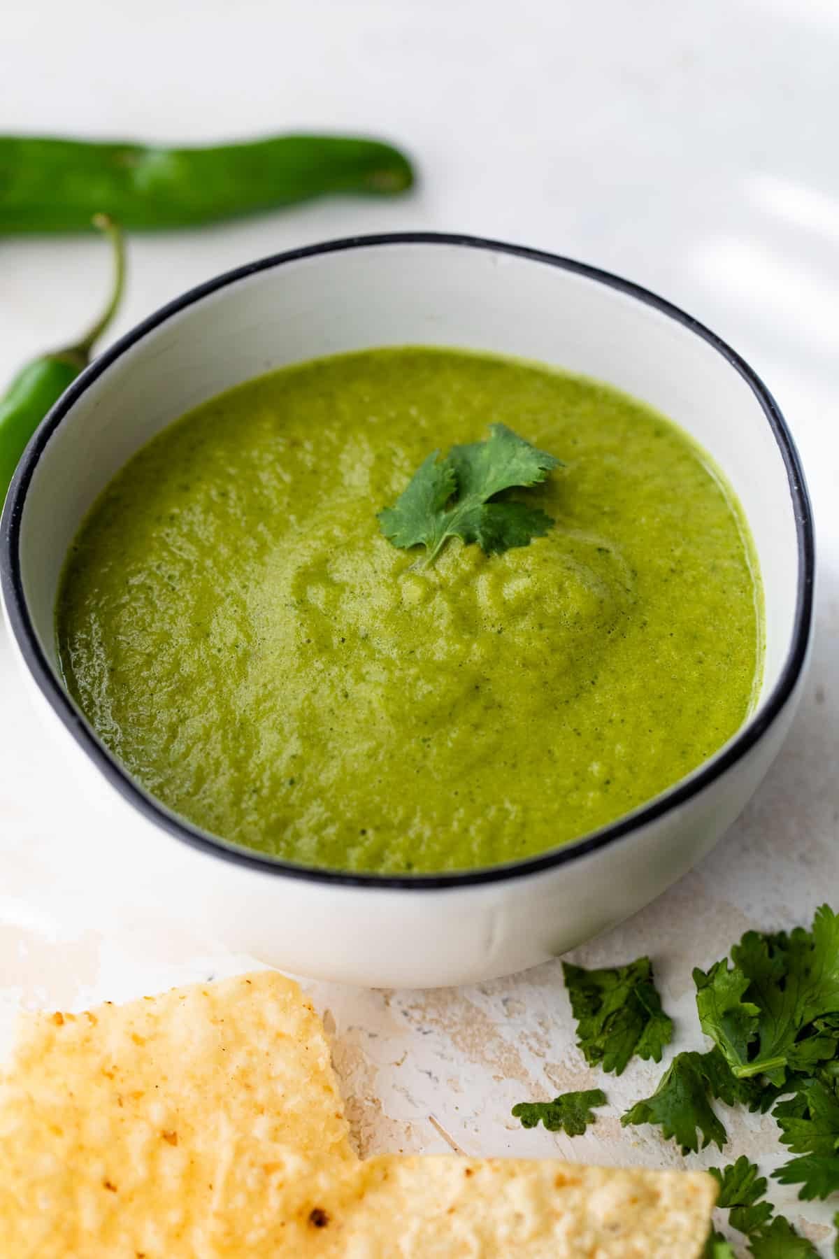 https://thealmondeater.com/wp-content/uploads/2024/08/serrano-salsa-verde_web-6.jpg?utm_source=chatgpt.com